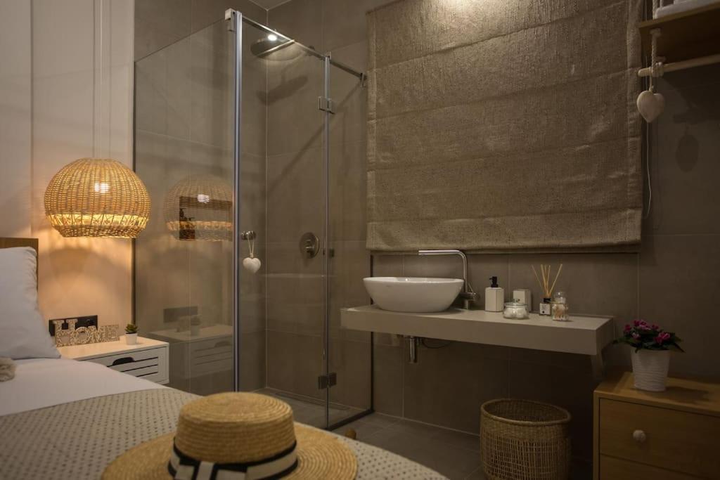 Cozzzy. Exclusive Apartment. Thessaloniki Exterior photo